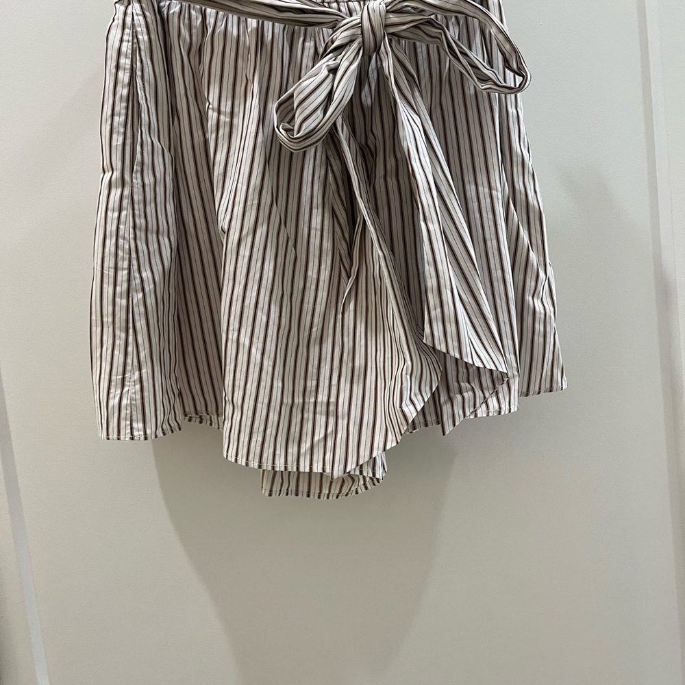 MINKPINK Brown Tan Skorts with Bow Tie